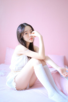 漂亮的女邻居完整版